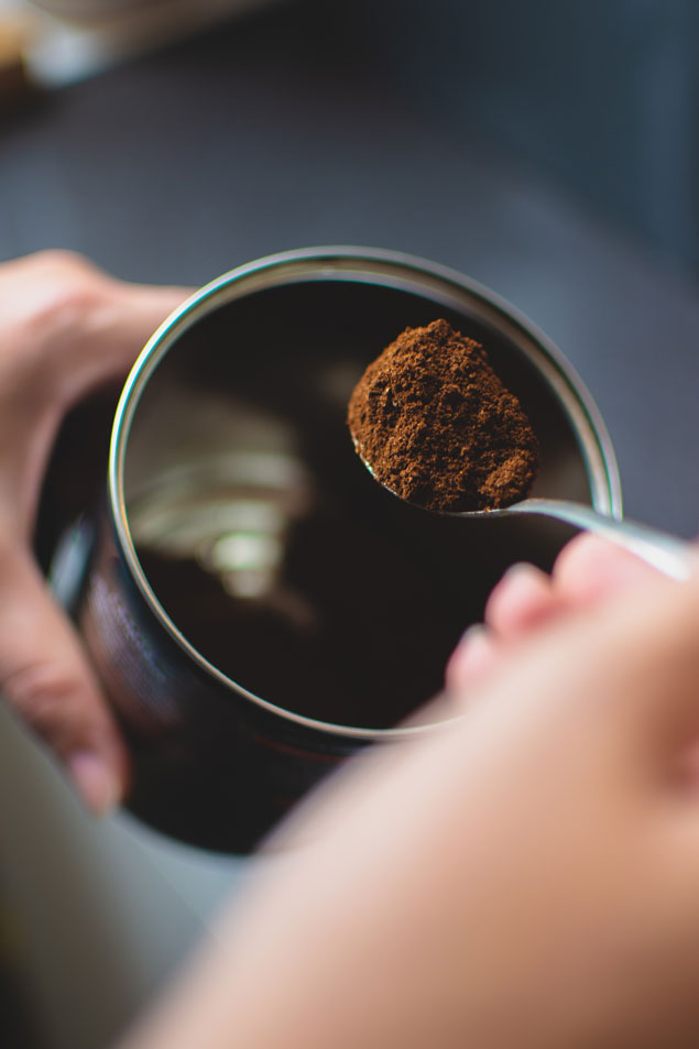 instant coffee on a teaspoon -- blue bottle coffee - gojoebean